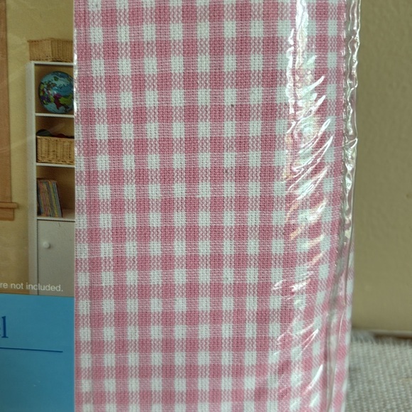 Pink Gingham Tab Top curtain panel Home Trends kids - Picture 2 of 8